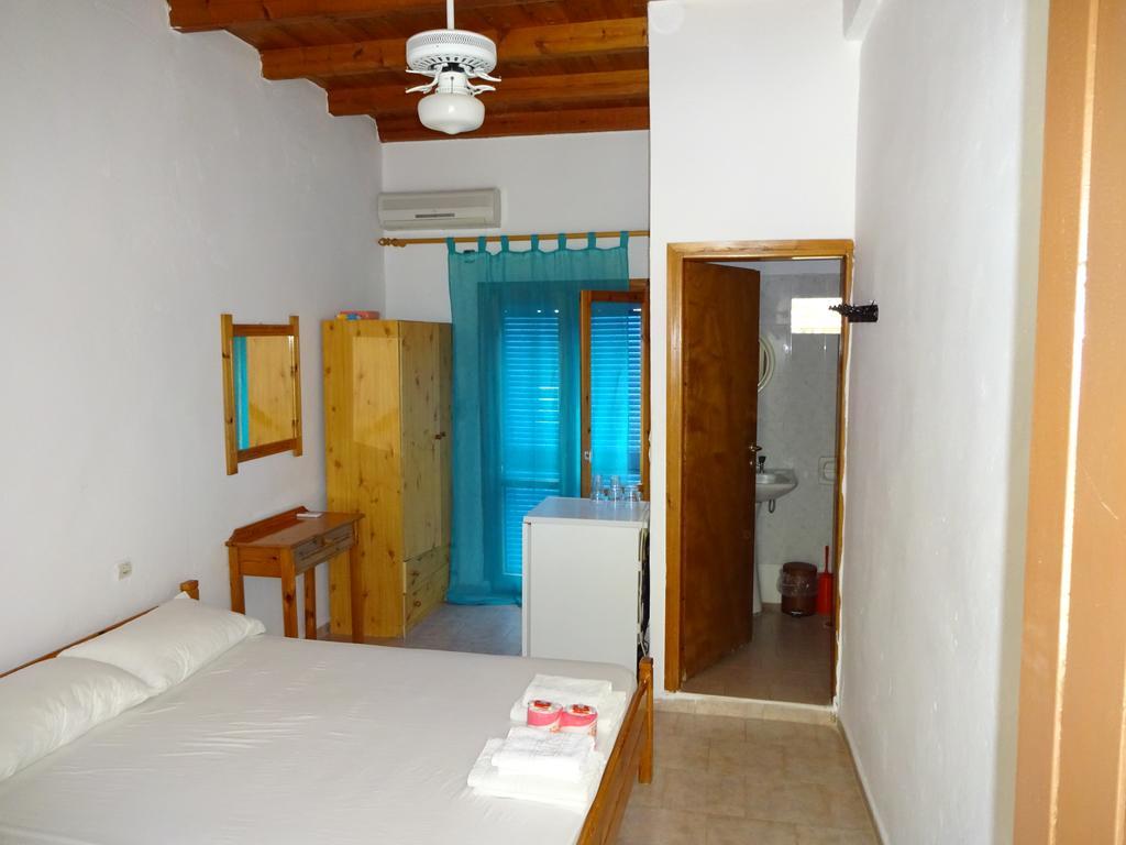 Scirocco Rooms Loutro Esterno foto